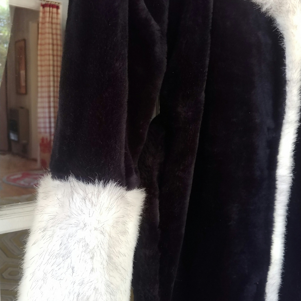Vintage Faux Fur Coat - Picture 3 of 6